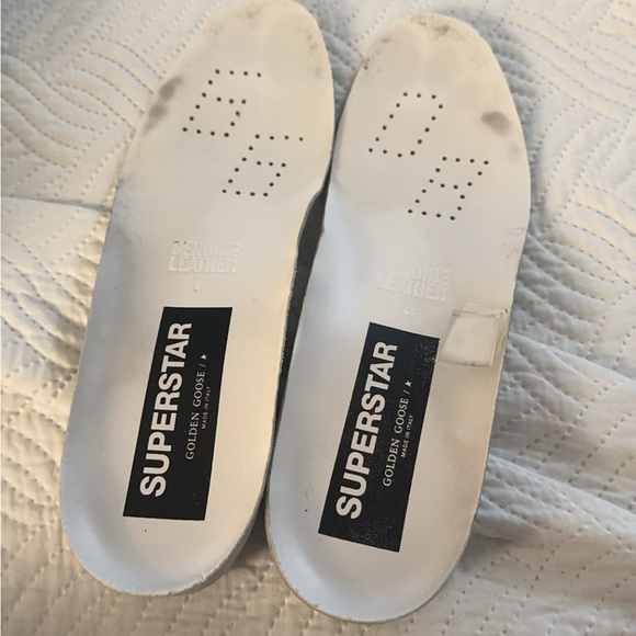 Golden Goose Superstars - Picture 2 of 7